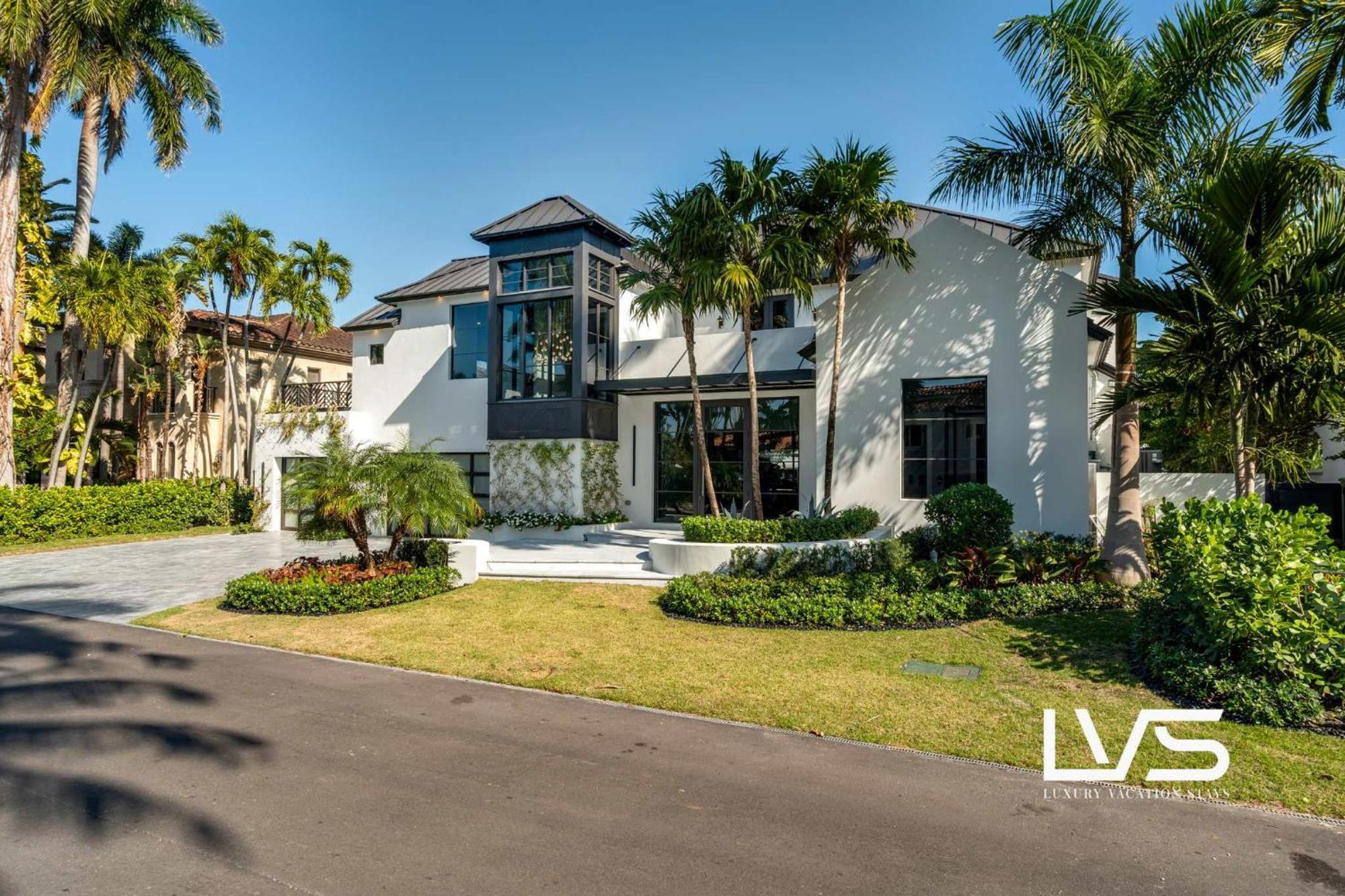 San Marco- Waterfront Grandeur In The Heart Of Lauderdale Holiday home Fort Lauderdale