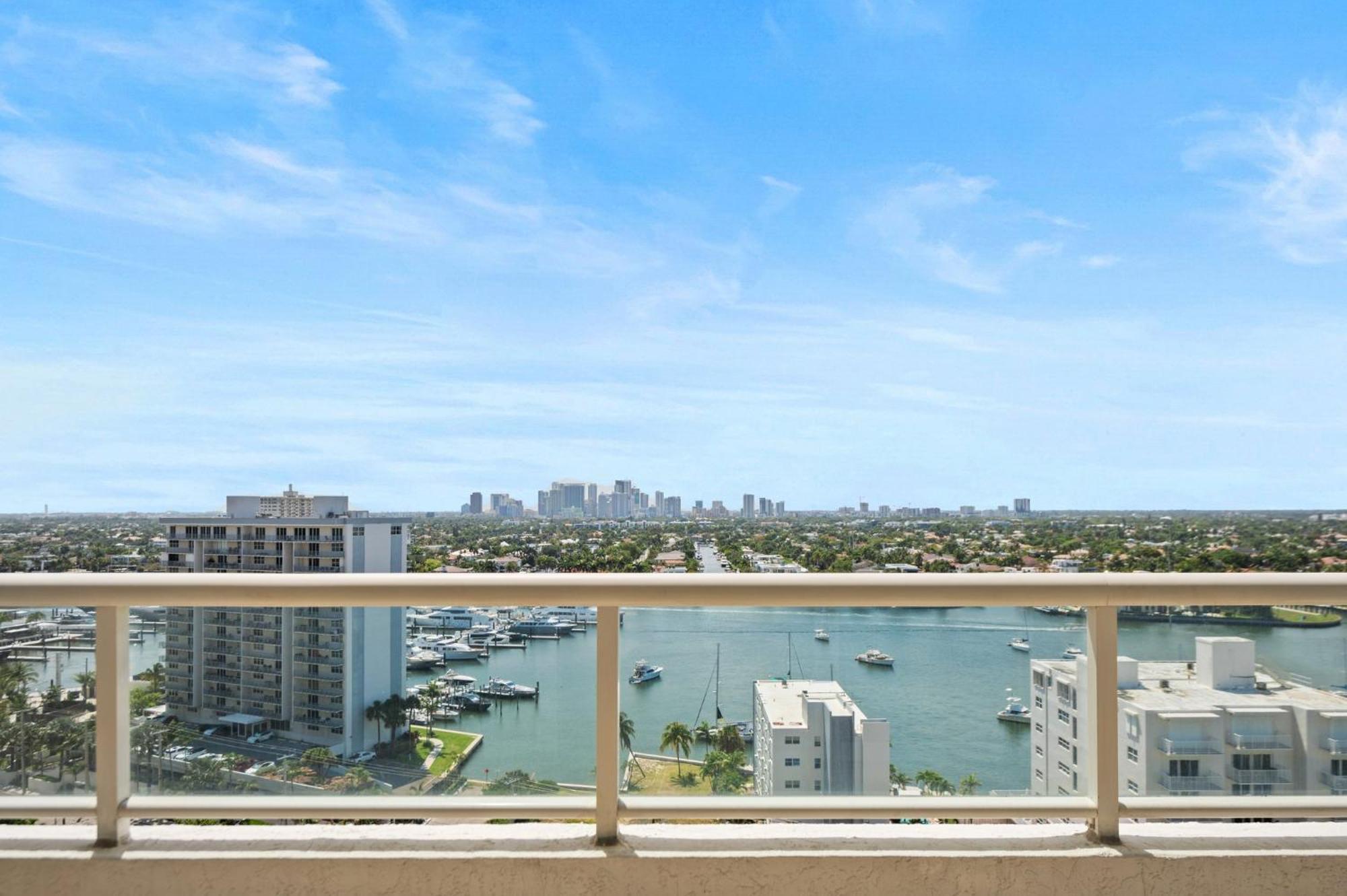Apartment Beachfront Ritz-carlton Luxury 1br