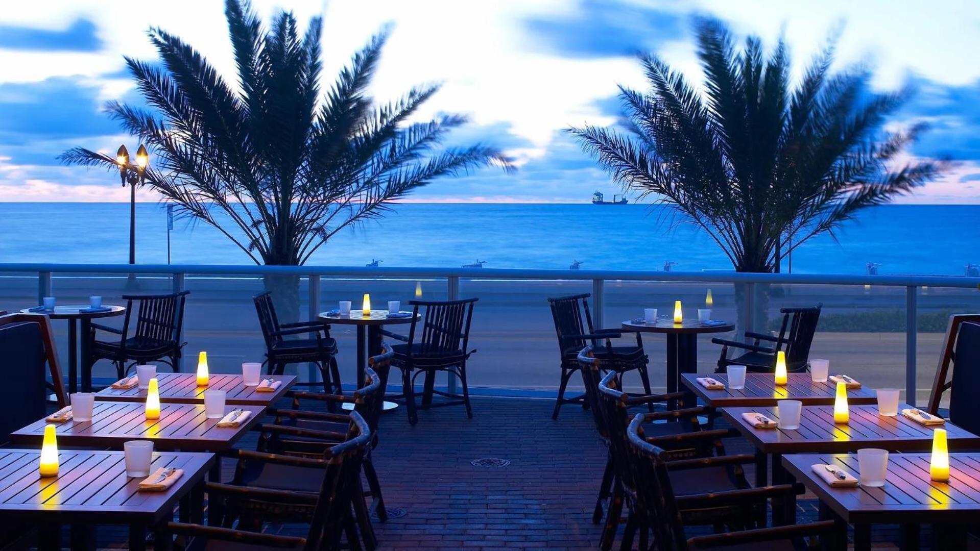 W Residences 2 Bed Unit - Beachfront And Luxe Apartment *