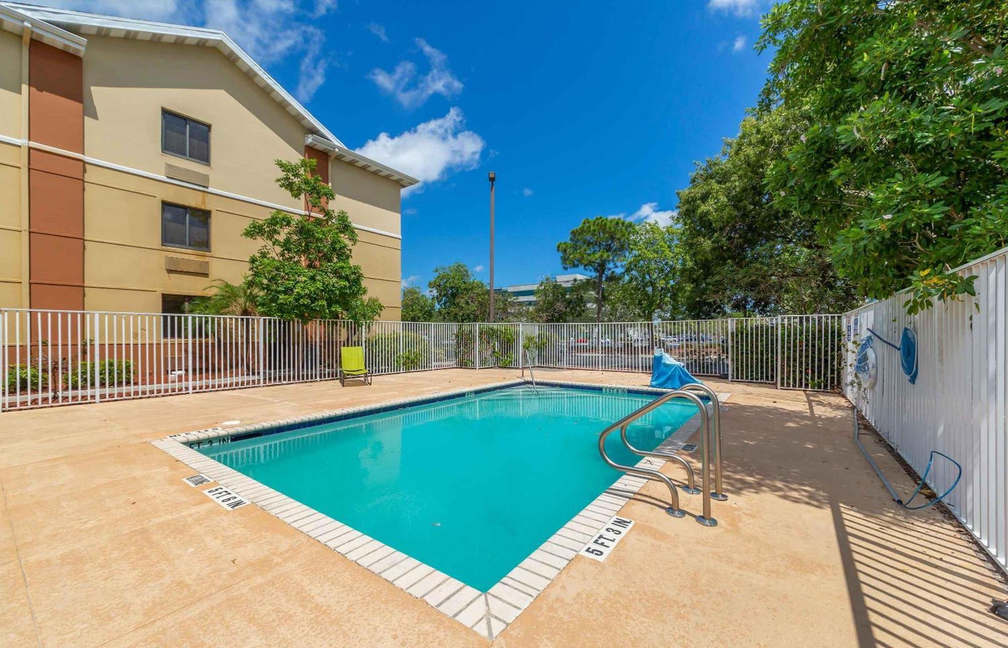 Extended America - Lauderdale - Cypress Creek - Nw 6th Way