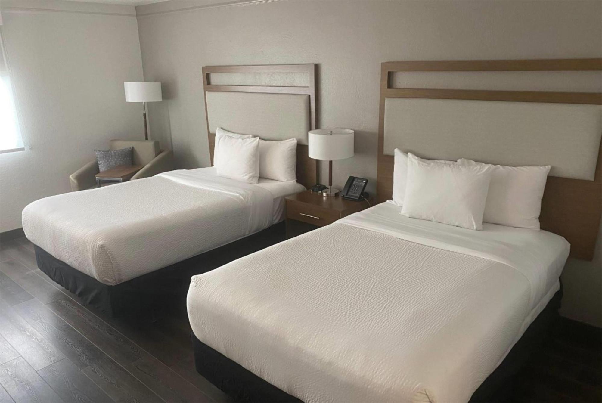 La Quinta By Wyndham Ft Lauderdale Cypress Creek Hotel Fort Lauderdale