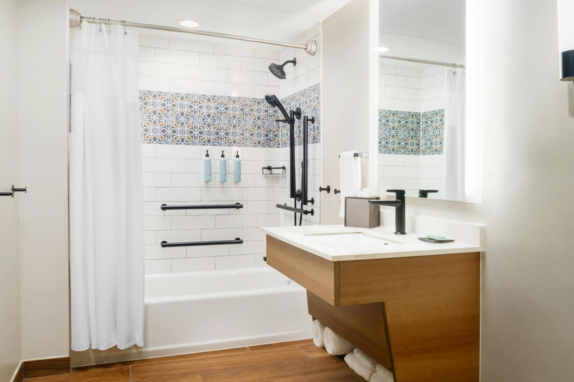 Courtyard By Marriott Oceanside Lauderdale Hotel 3*