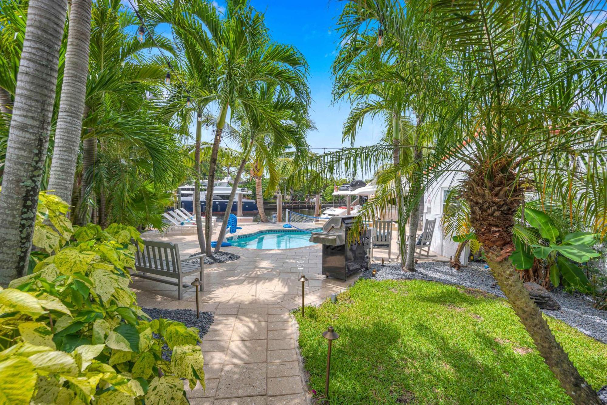 Casa de férias Centrally Located Heated Pool Riverside View Access Citrus Key H0mes *