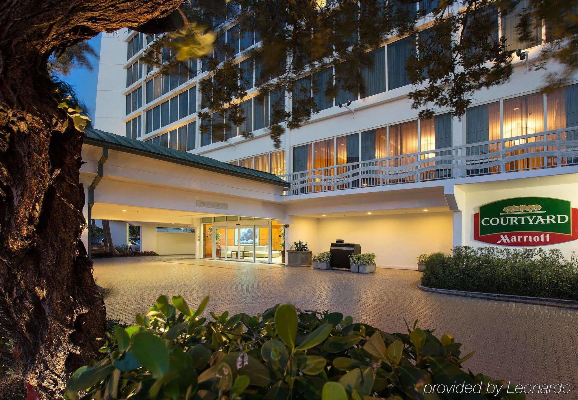 Courtyard By Marriott Lauderdale