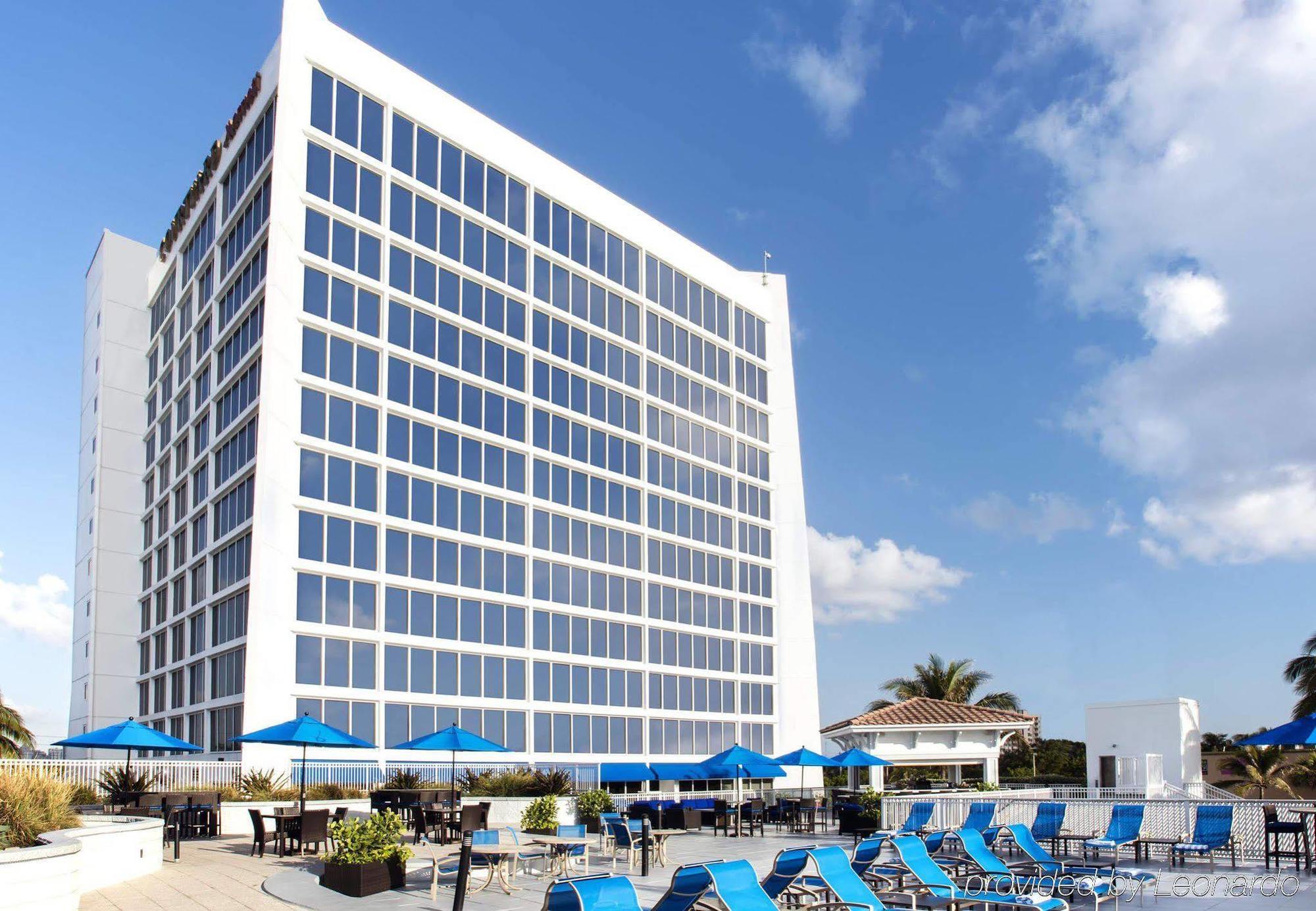 Courtyard By Marriott Lauderdale Hotel 3*