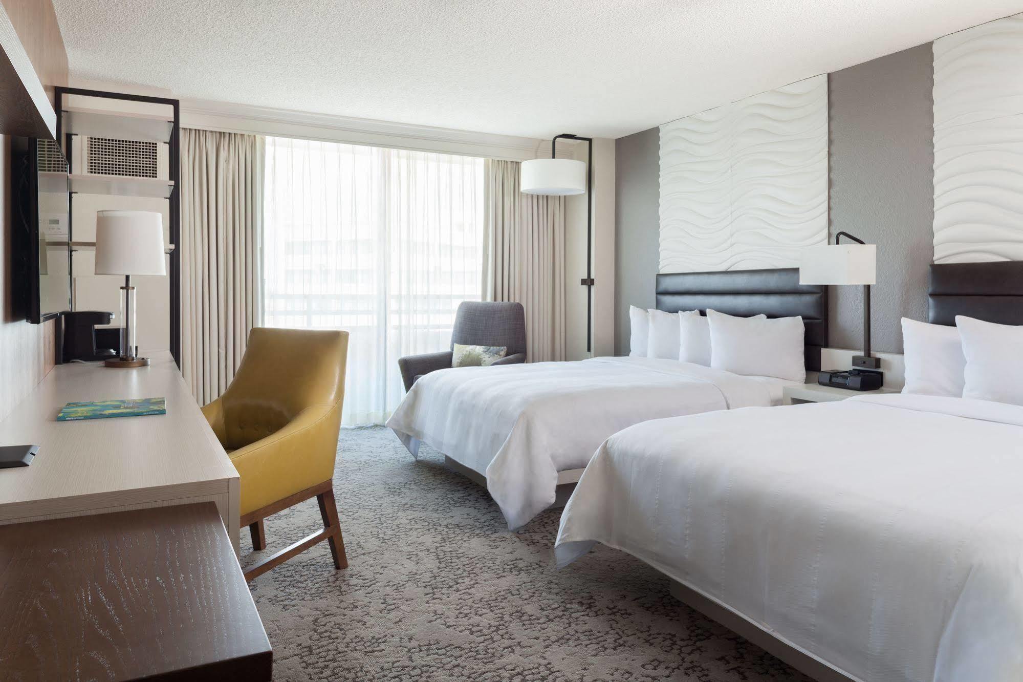 Lauderdale Marriott North 4*
