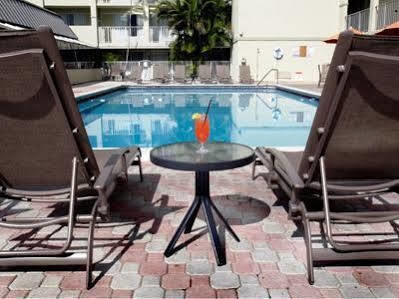 Hotel Lauderdale By The Sea & Beach Club 3*