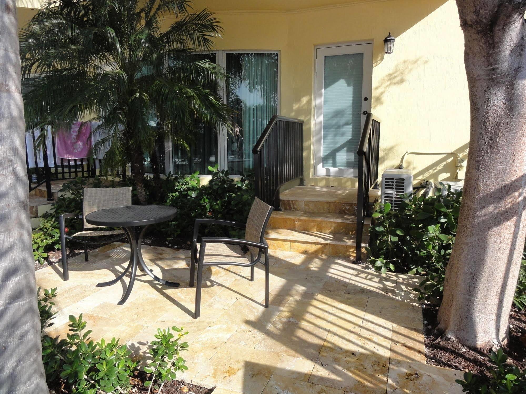 The Olas 'apart 3*