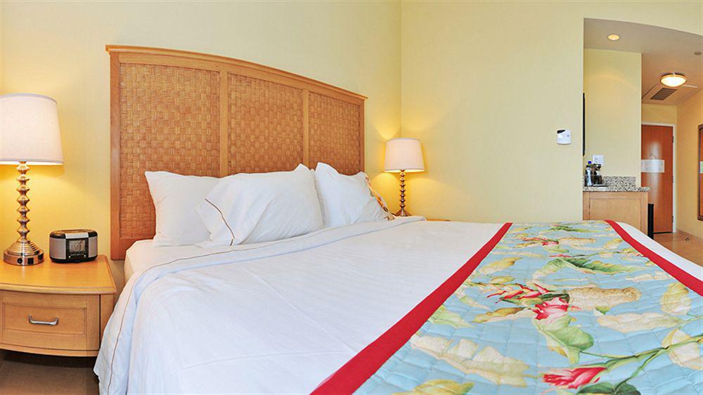 Courtyard By Marriott Lauderdale