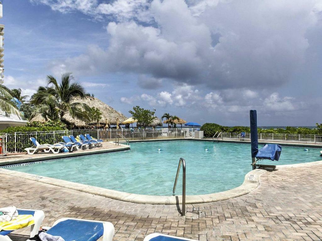 Aparthotel Oceanview Resort: Lauderdale Beachfront Corner *