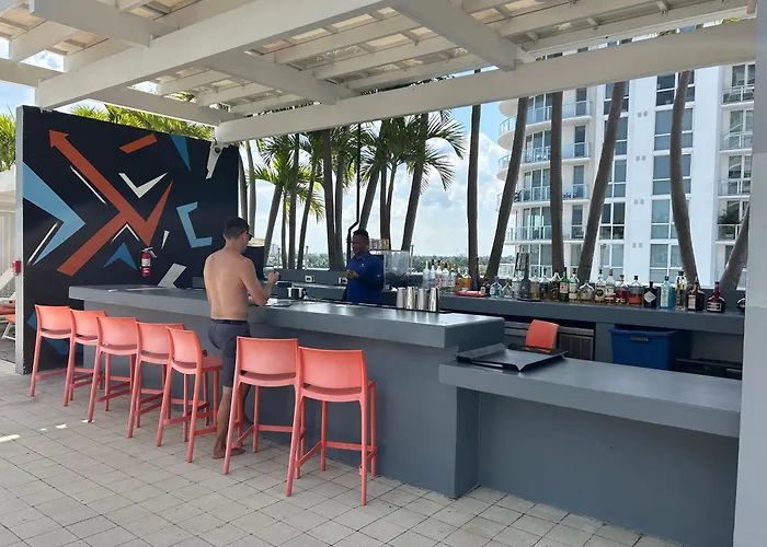 Beachfront-Spacious W Residence