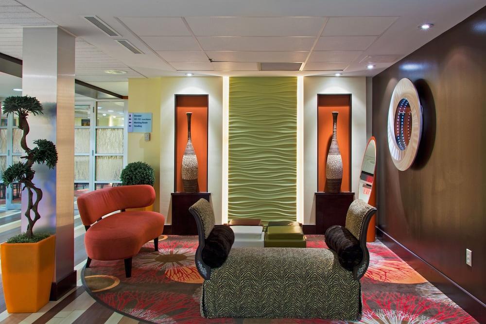 Express Ft Lauderdale Cruise-airport By Ihg Resort 3*