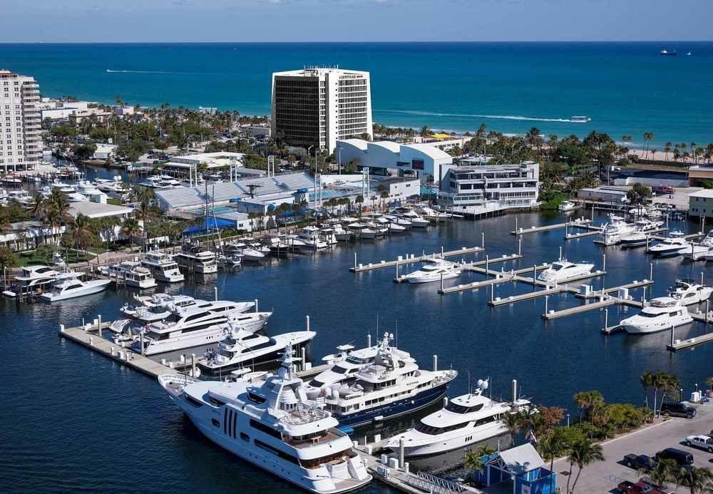 Courtyard By Marriott Oceanside Lauderdale Fort Lauderdale