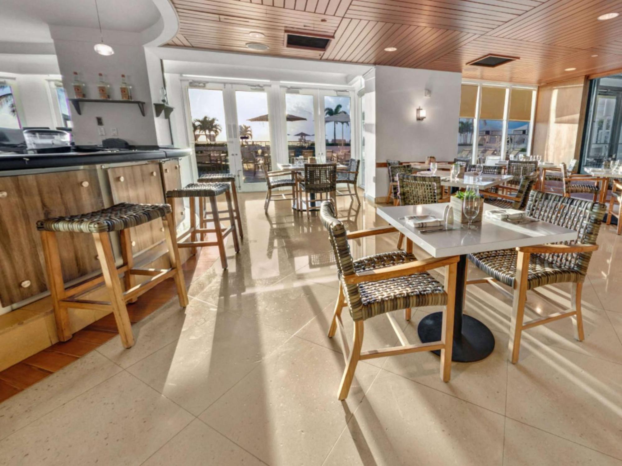 House Lauderdale, A Hilton Resort 4*