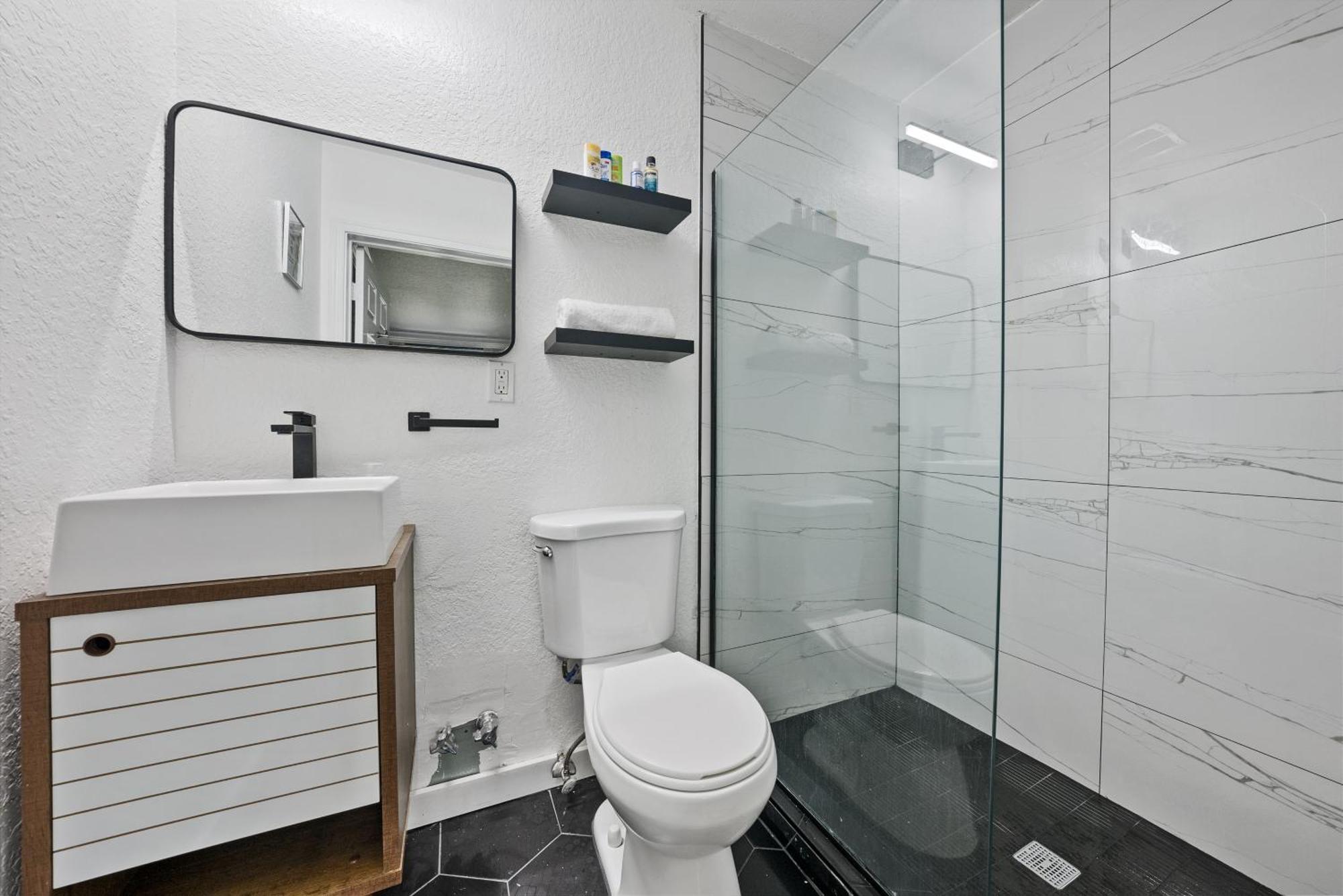 Olas Hotel 3*
