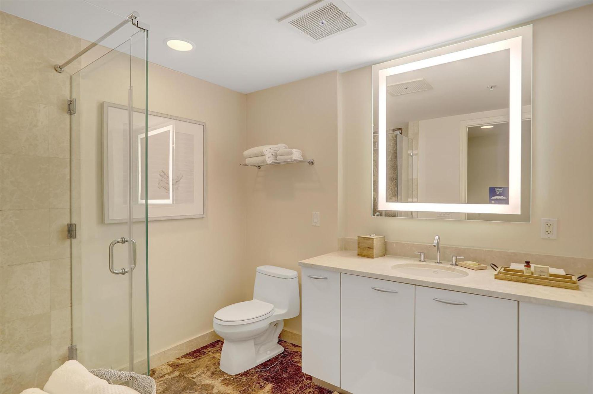 Resort House Lauderdale, A Hilton Fort Lauderdale