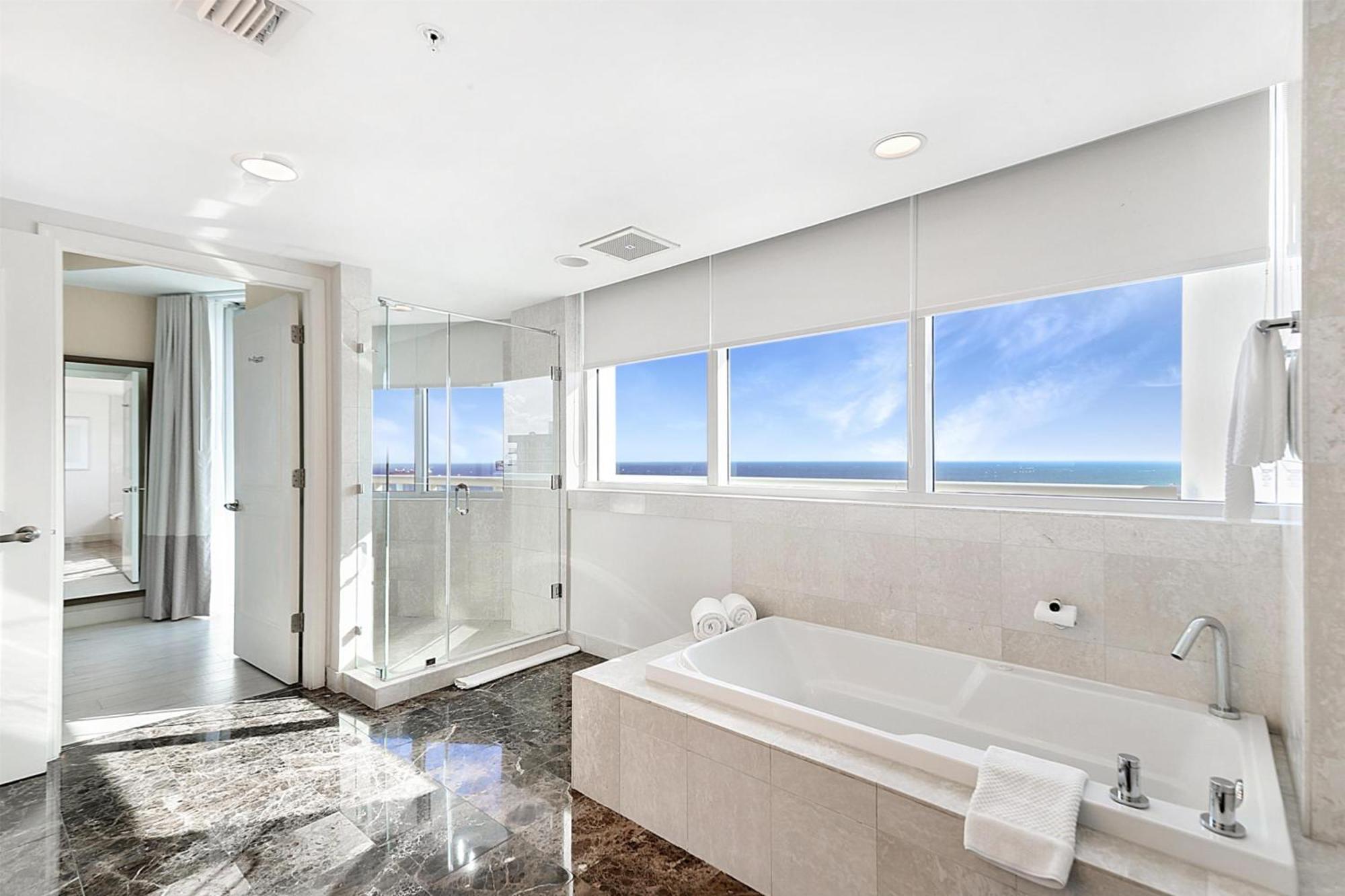 House Lauderdale, A Hilton 4*